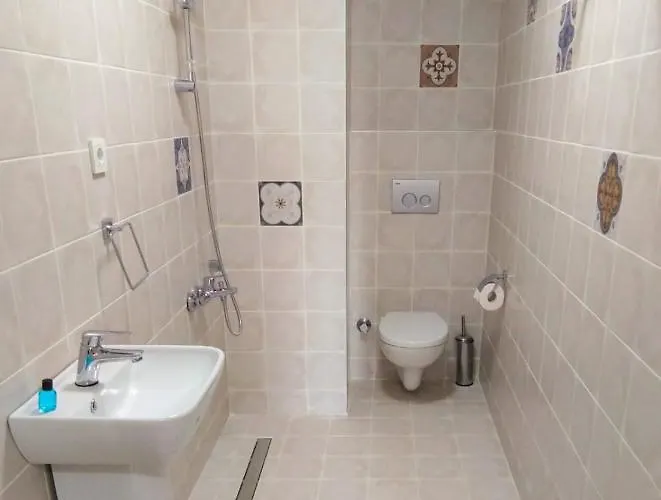 Mavibeyaz Bozcaada מלון צ'נקלה